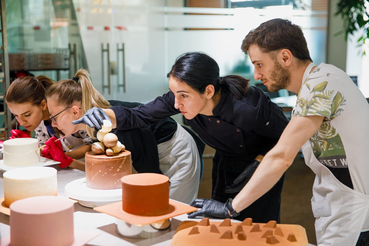 Pastry School: Cursuri de cofetărie